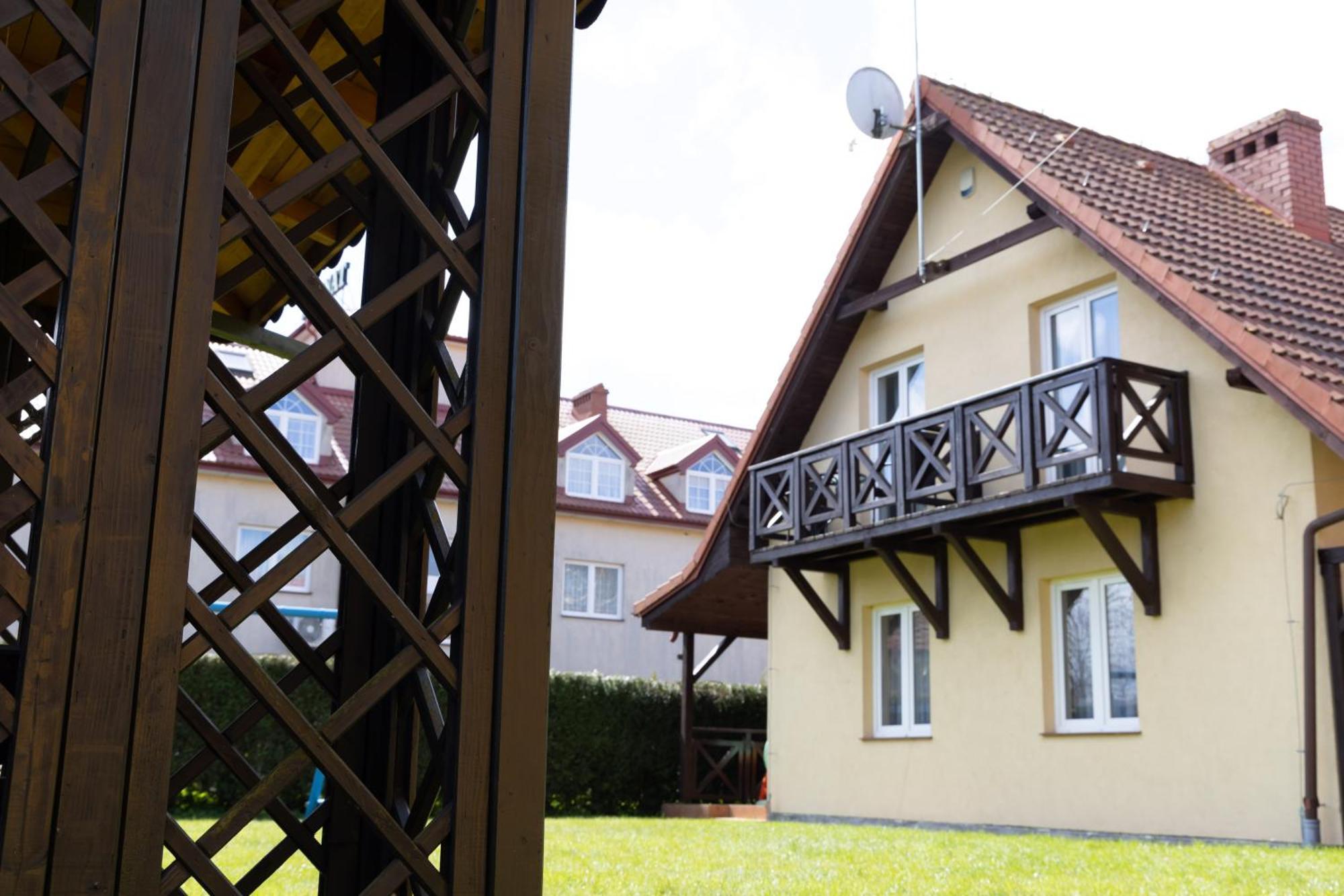 Kolorowy Dom Letniskowy Homestay Debki