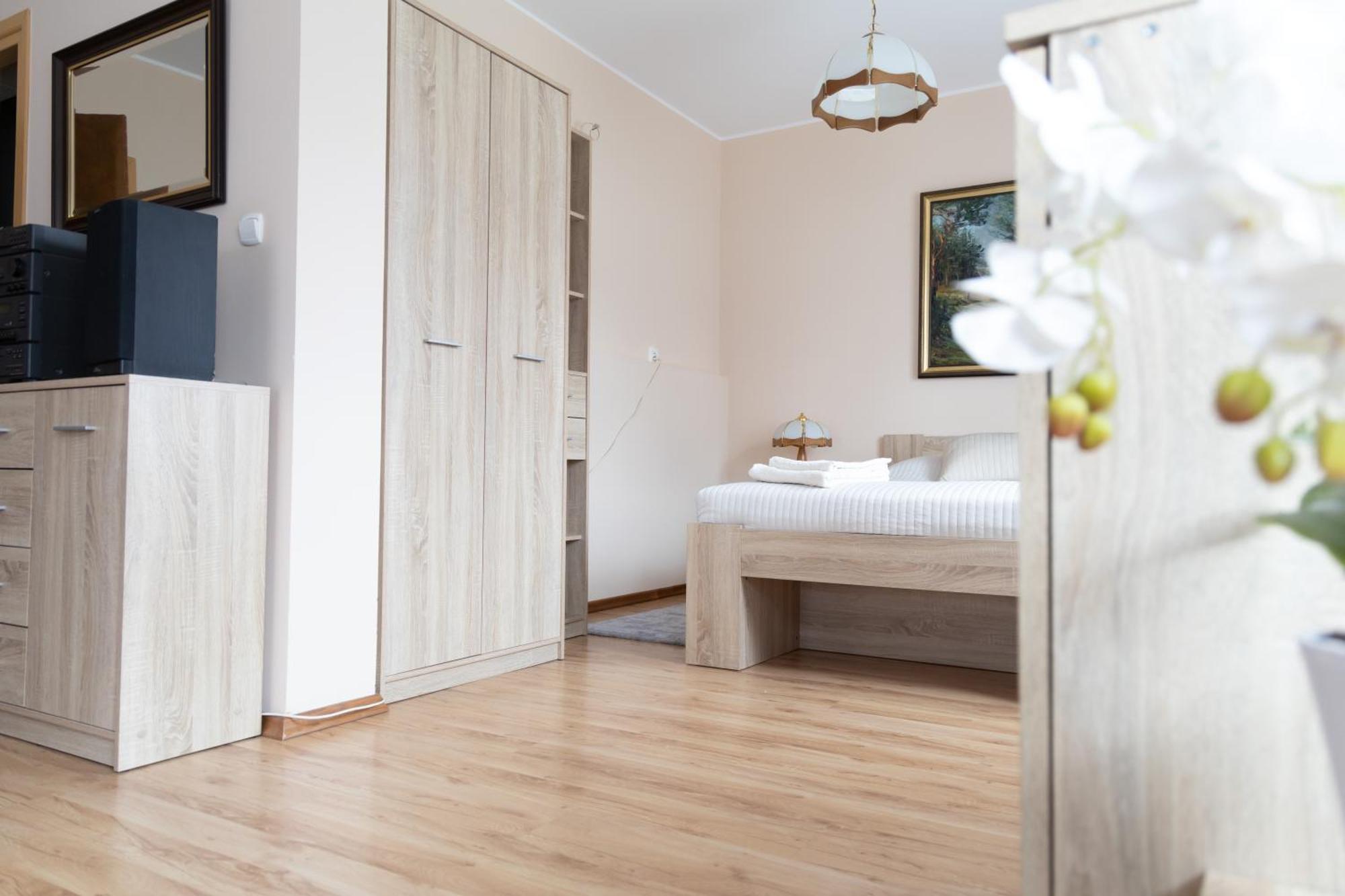 Homestay Kolorowy Dom Letniskowy Debki